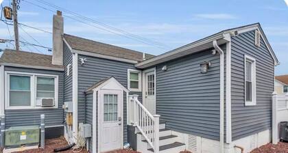 Seaside Cottage - a guest favorite since 2021!