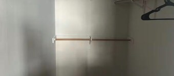 Private bedroom in house near COTA and Tesla
