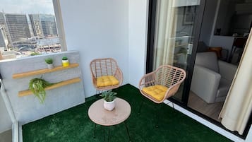 Apartment, 1 Queen Bed, Balcony, City View | Property grounds