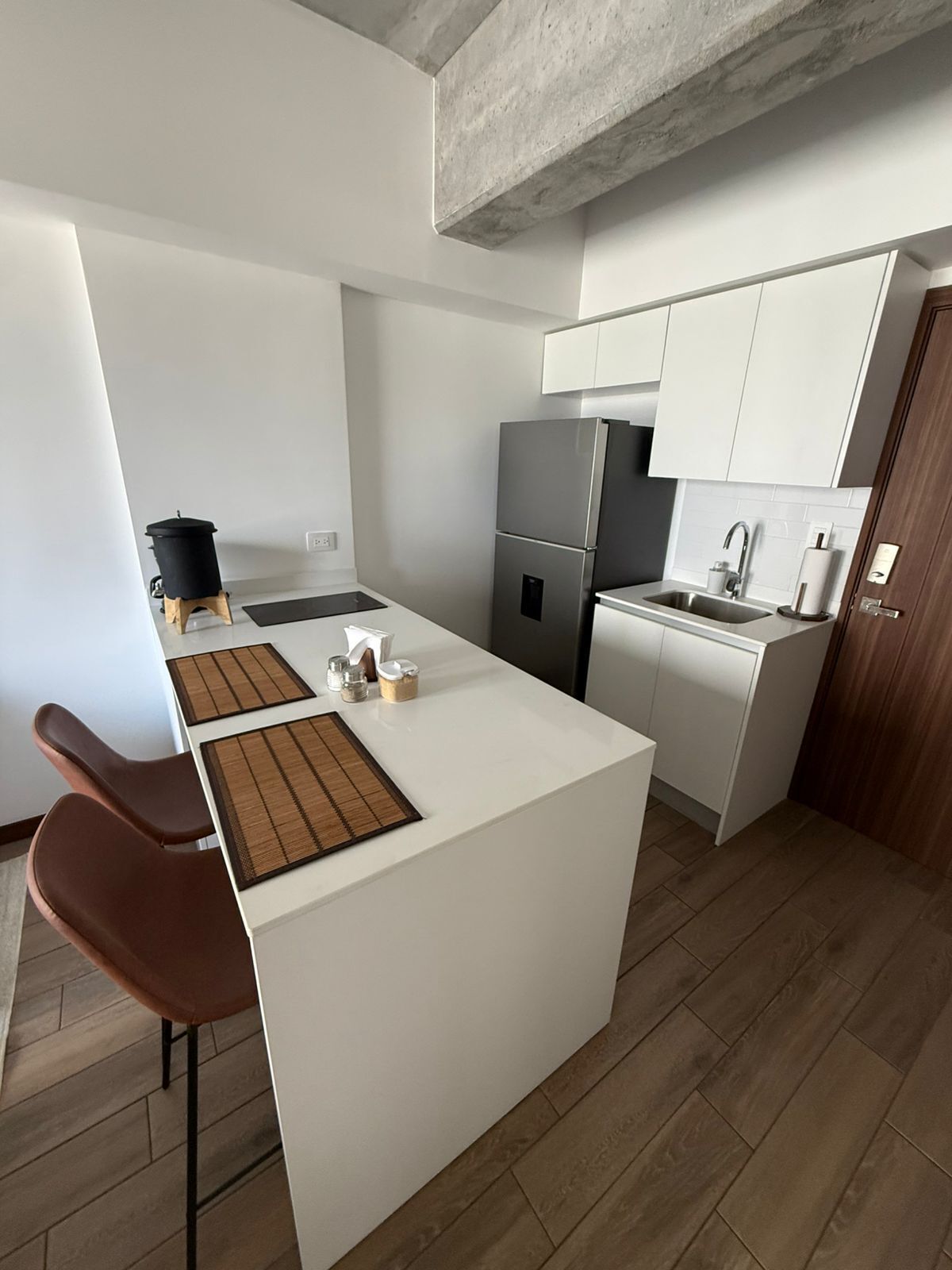 Apartment, 1 Queen Bed, Balcony, City View | Private kitchen