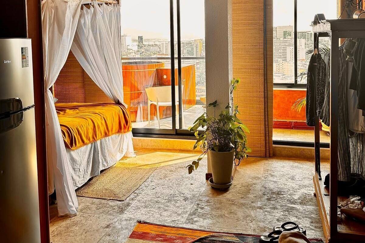 Luxury Apartment, City View
