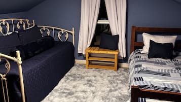 3 habitaciones, tabla de planchar con plancha, wifi y ropa de cama