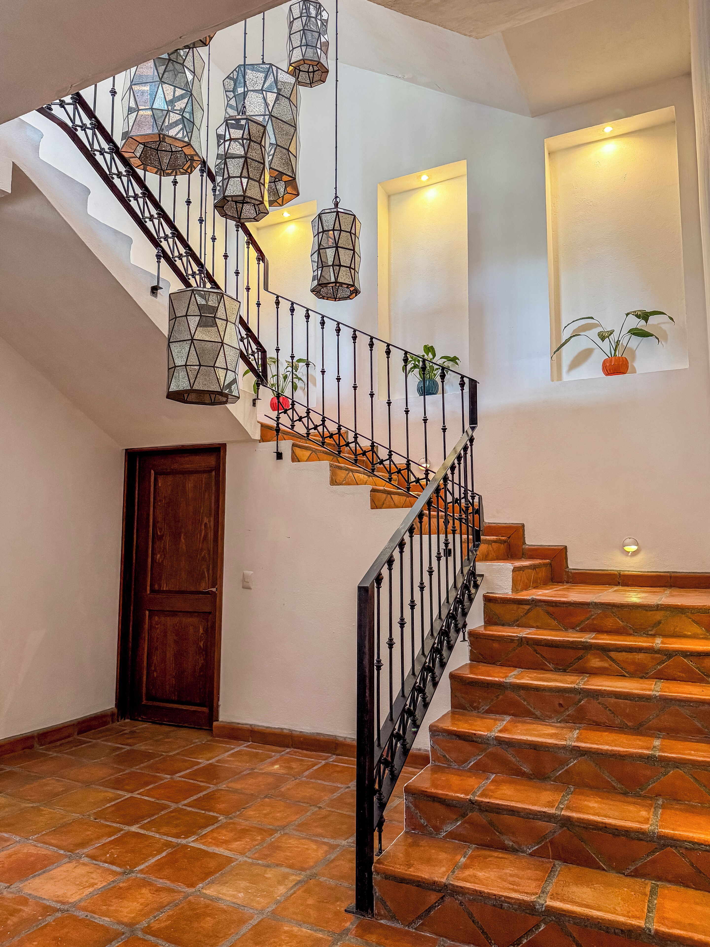 Casa familiar, vista a la montaña | Interior