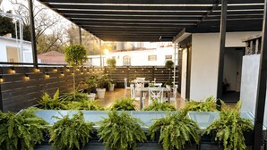 Outdoor dining - Art Deco 6-Bedroom House in Condesa with a Rooftop (Ciudad de México)