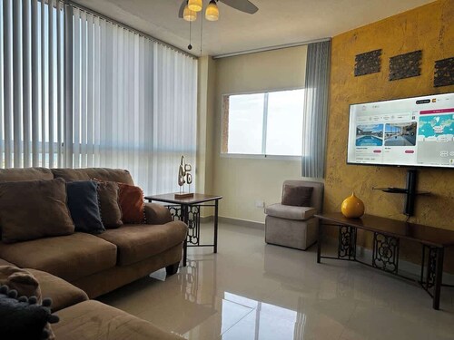 Porlamar: Vista al Mar y Marina