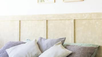 Ferros/tábuas de passar roupa, Wi-Fi, roupa de cama