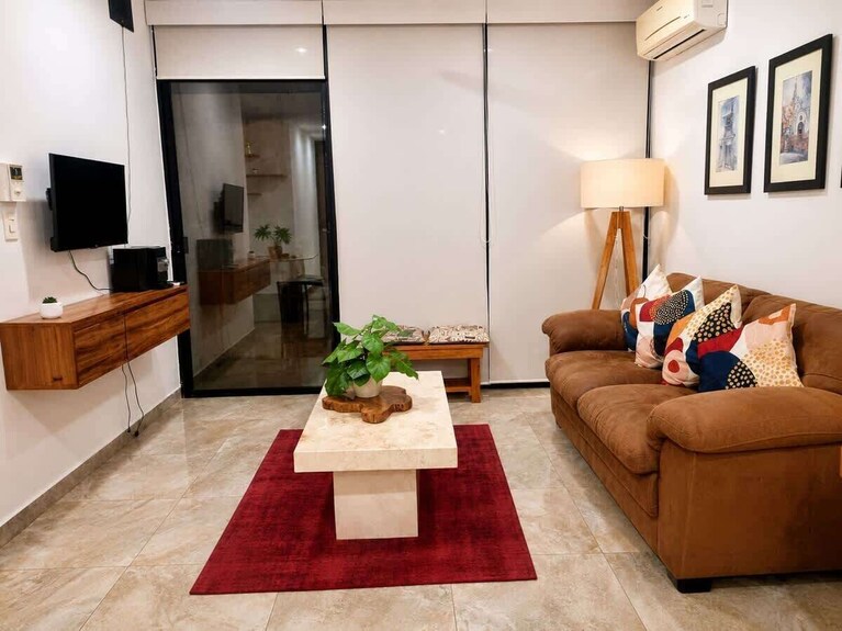 Spacious And Cozy Apartment With Garden - 猶加敦