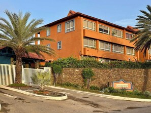 Exterior - Bahía Real: Vista al Mar y Todo Cerca (Porlamar)
