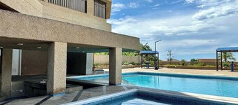 Spacious and Central Apartment + Pool