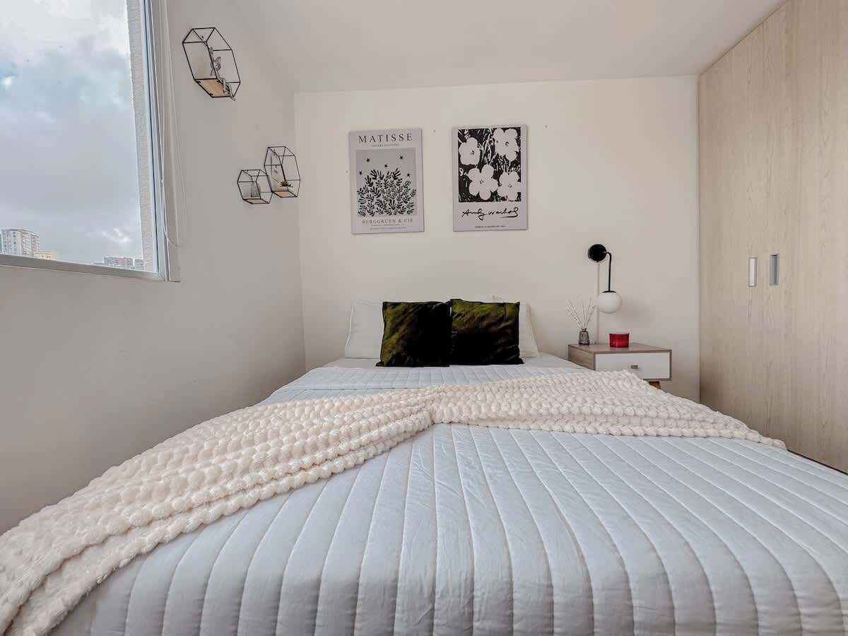 3 dormitorios, tabla de planchar con plancha, wifi y ropa de cama