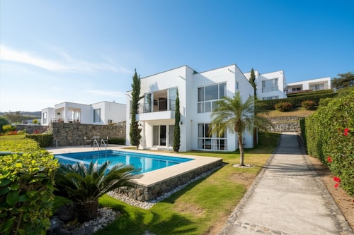 Jama Campay Villas by Otium