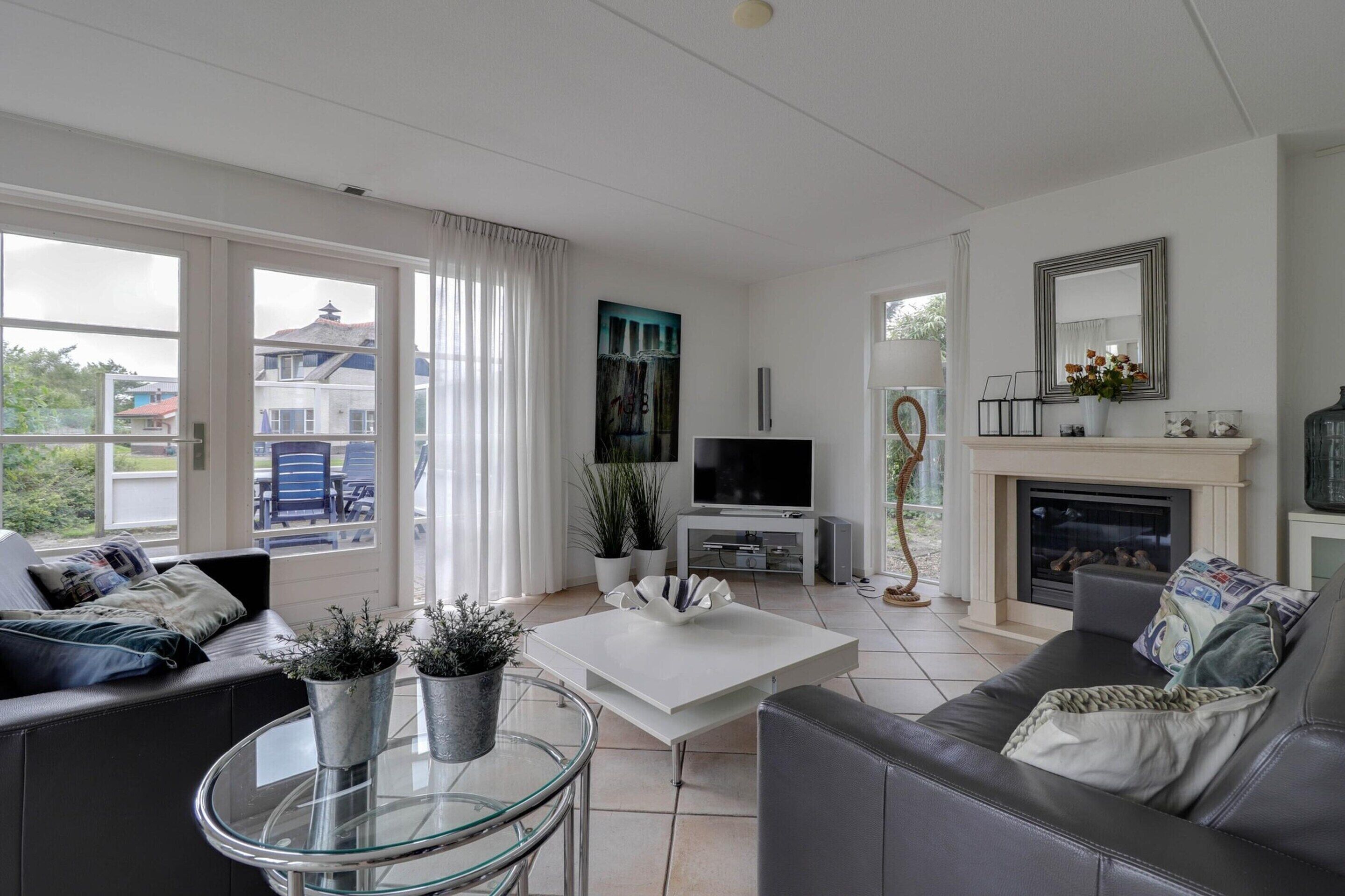 House | Living room