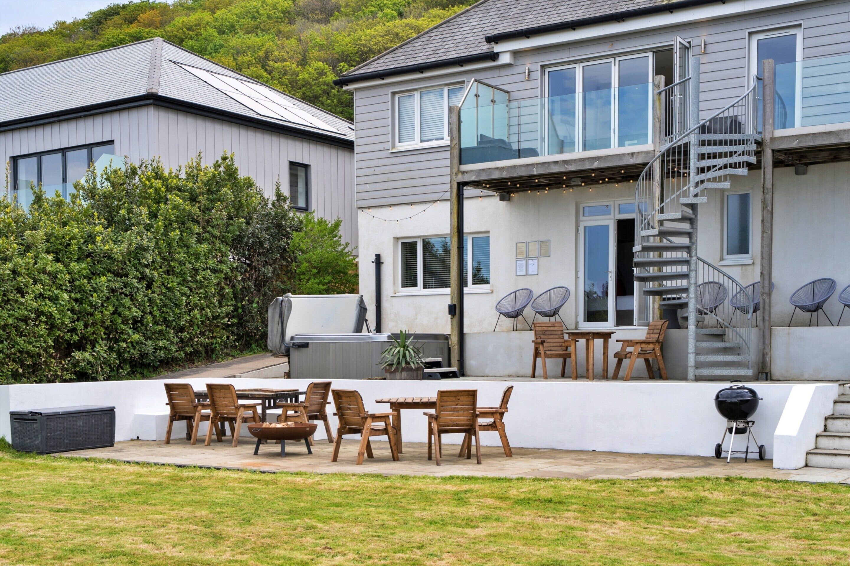 House | Balcony