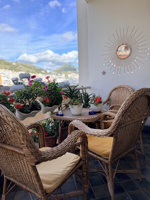 Terrace/patio - Spacious SeaView Apartment in the heart of Saranda (Saranda)