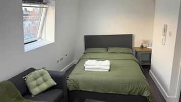 1 bedroom, iron/ironing board, free WiFi, bed sheets