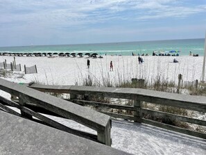 Beach nearby, sun-loungers, beach towels - Family Beach Getaway • Steps to the Beach • 2BR/2.5BA on Okaloosa Island (Fort Walton Beach)