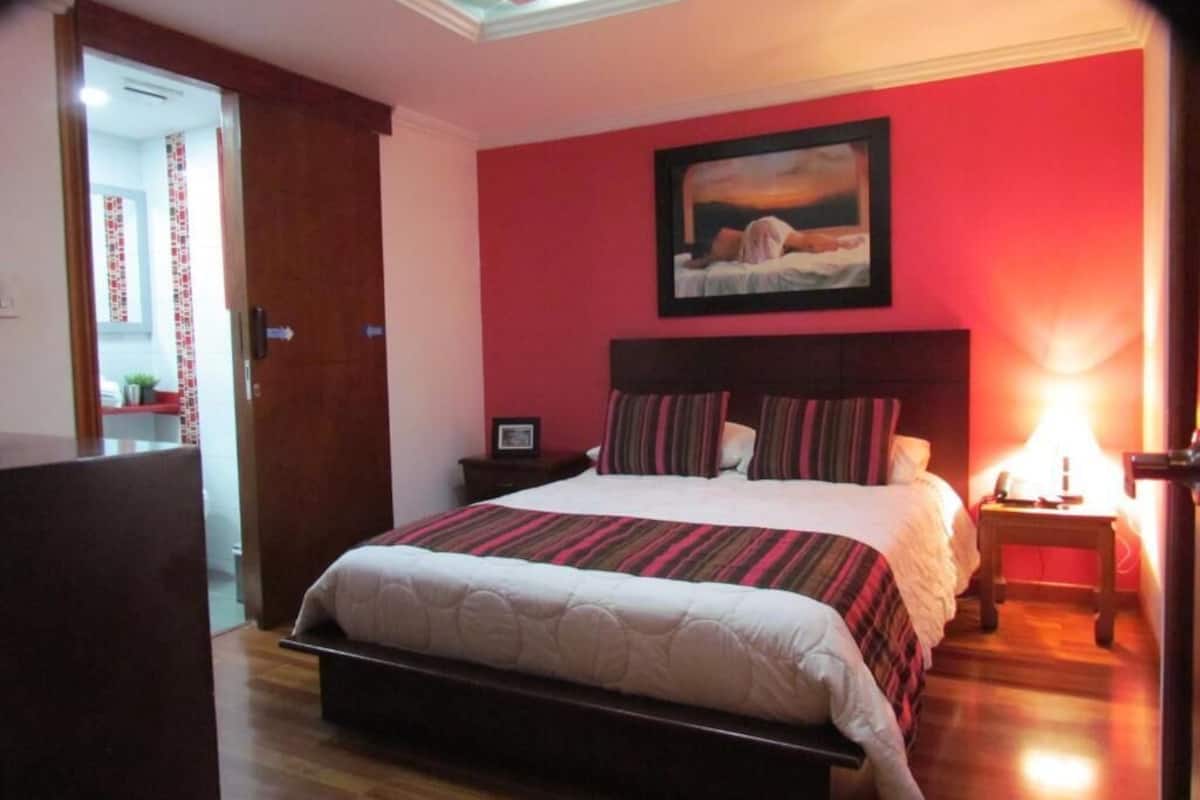 In-room safe, soundproofing, free WiFi