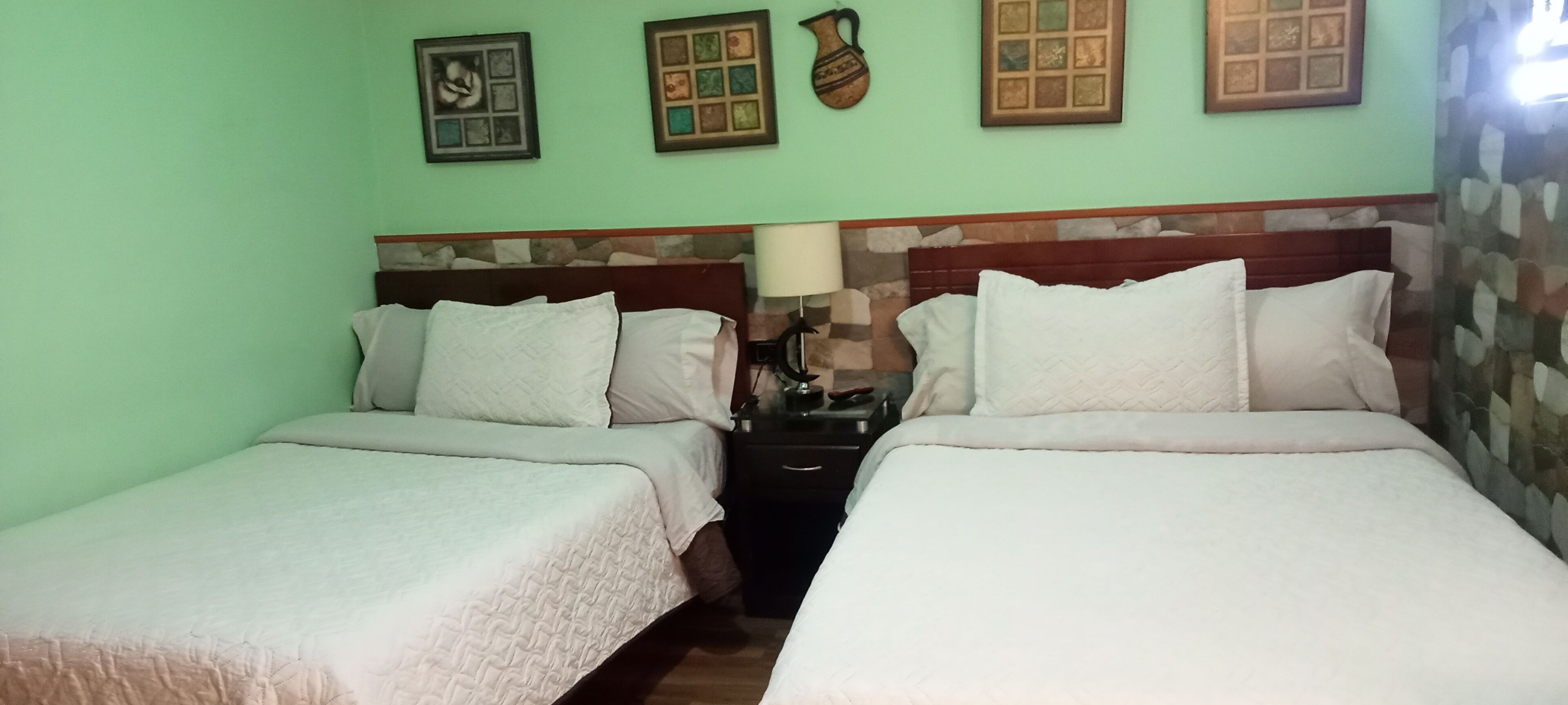 Chambre Double Standard | Coffres-forts dans les chambres, chambres insonorisées, Wi-Fi gratuit