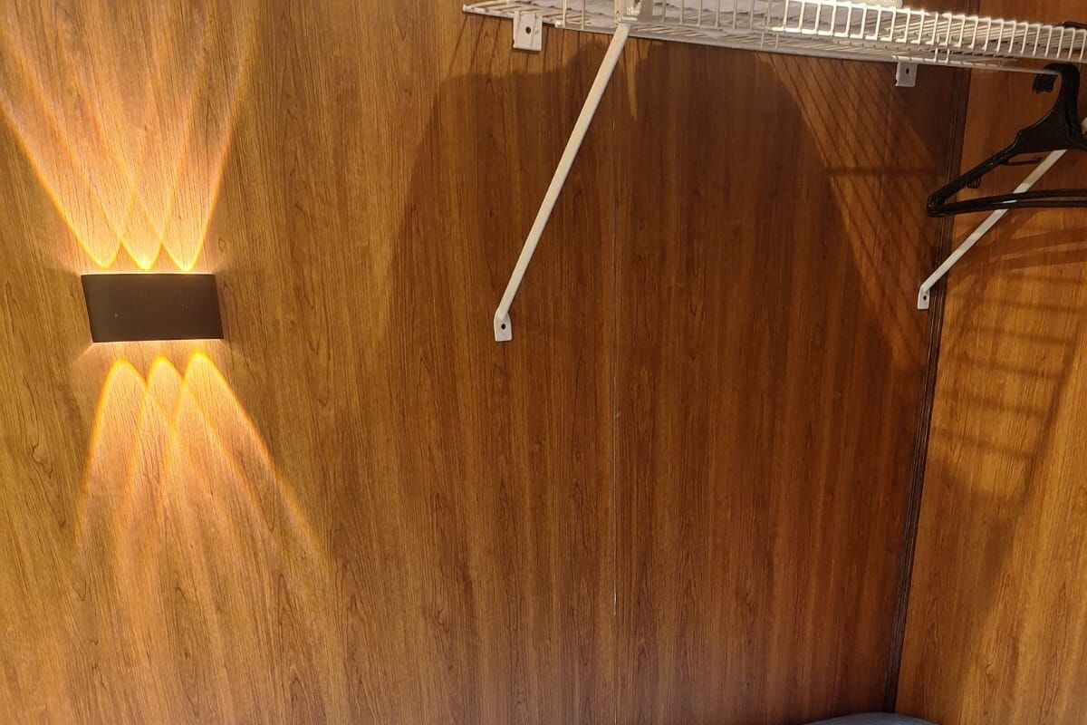 Habitación | Ropa de cama de alta calidad, caja fuerte, sistema de insonorización