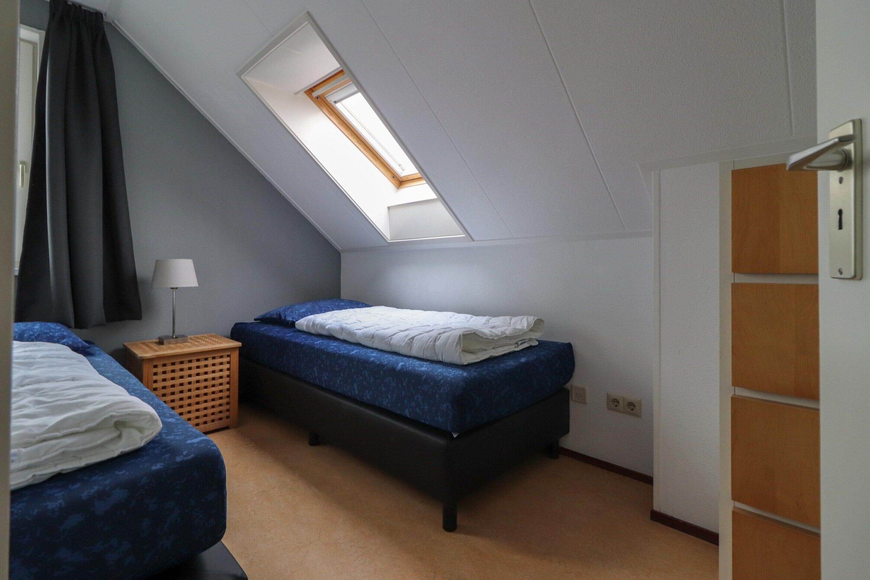 House | 3 bedrooms, iron/ironing board, individually furnished, bed sheets