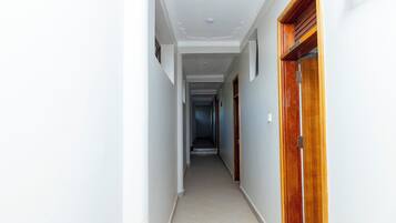 Deluxe Double Room, Garden View | Interior