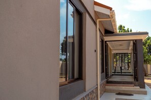 Exterior detail - Hotel Amani Limited (Jinja)