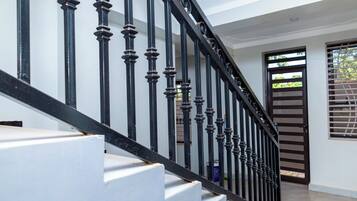 Deluxe Double Room, Garden View | Interior