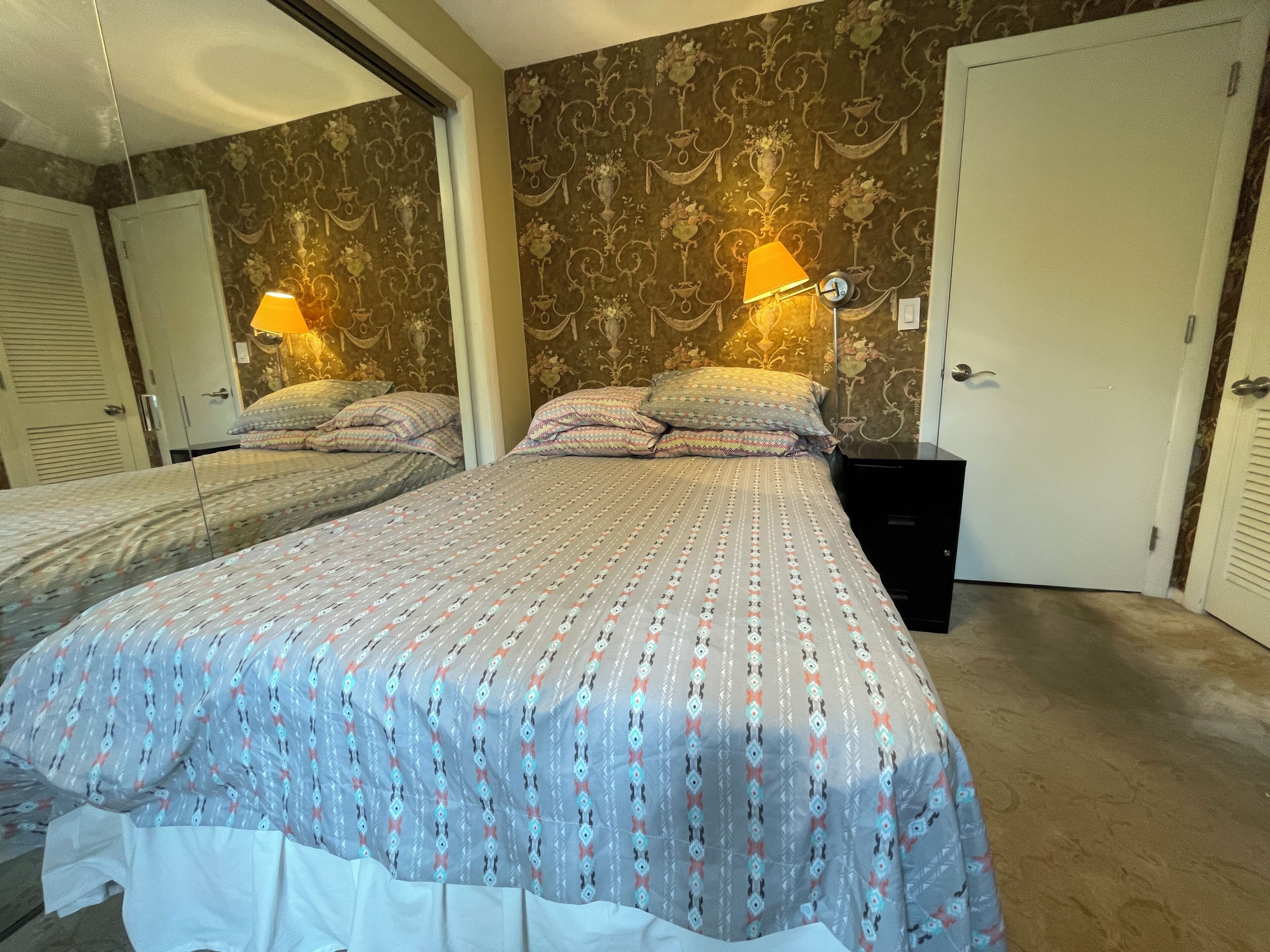 2 bedrooms, iron/ironing board, free WiFi, bed sheets