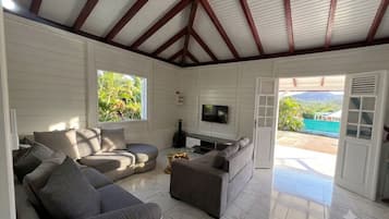 Villa Confort, vue colline | Coin séjour