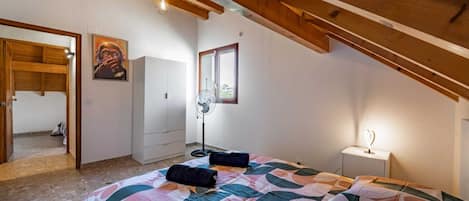 3 chambres, Wi-Fi gratuit, draps fournis