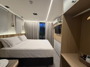 Suite estudio Confort | Tabla de planchar con plancha y wifi gratis 