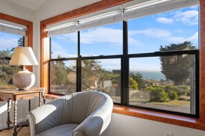 Unclassified image, 3 of 42, button - 2BR w/Ocean View & Hot Tub, Near Black Point Beach (Sea Ranch)