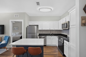 Private kitchen - Nashville, Brentwood, Nolensville Lux Condo (Nashville)