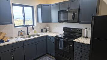 Microwave, stovetop