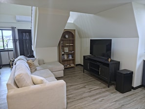 Smart TV, DVD player