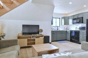 Smart TV, DVD player