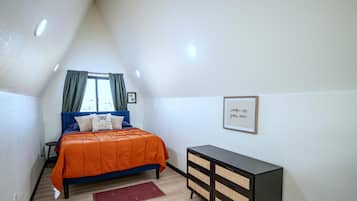 2 bedrooms, free WiFi, bed sheets