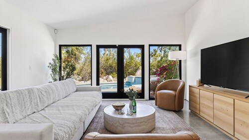 Casa del Cielo by Avantstay Private Pool + Spa + Desert Patio + Grill Mountain Views + Loungers