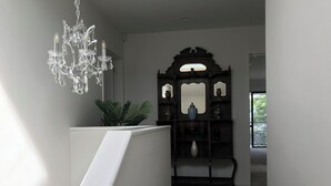 Unclassified image, 3 of 25, button - Spacious Villa in the Heart of Akaroa (Akaroa)
