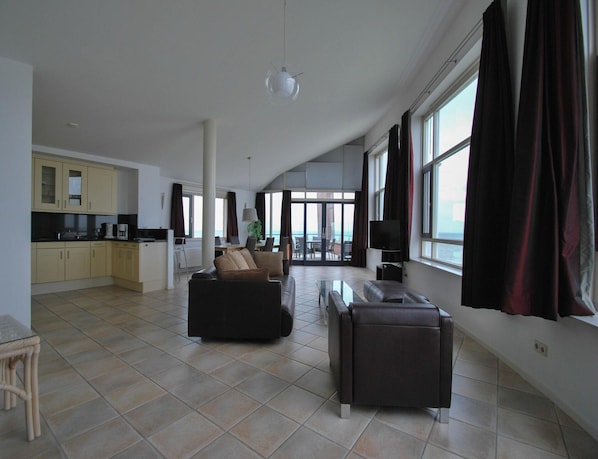 Apartment | Living room
