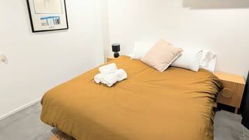 2 bedrooms, iron/ironing board