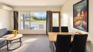 Premium-huoneisto, 1 makuuhuone, patio | Vuodevaatteet