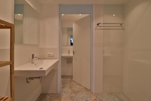 Appartement | Badkamer