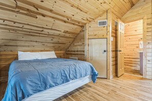3 bedrooms, bed sheets