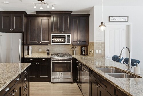 2-floor Lakeview Oasis at Barona Beach Resort