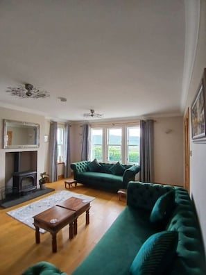 Living area - Larchside Guest House (Portree)