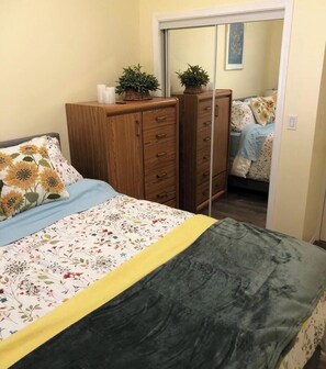 1 bedroom, WiFi, bed sheets
