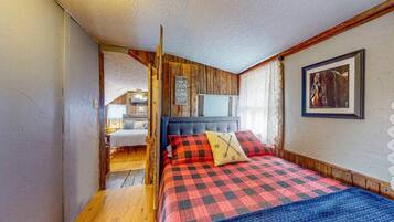 2 slaapkamers, een strijkplank/strijkijzer, wifi, beddengoed