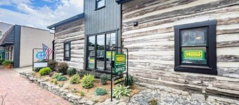 Bertha's Cabin: Rustic Ohio River Retreat