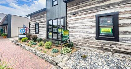 Bertha's Cabin: Rustic Ohio River Retreat